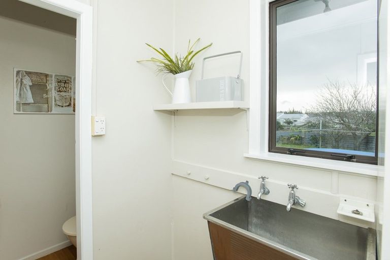 Photo of property in 37 Main Road, Makaraka, Gisborne, 4010