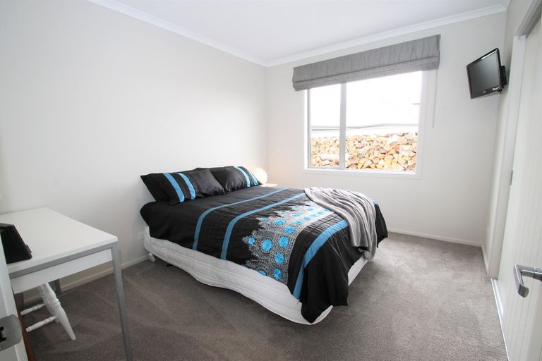 Photo of property in 16 Silver Springs Boulevard, Mosgiel, 9024