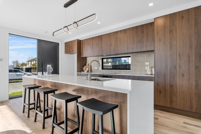 Photo of property in 49c Browns Road, St Albans, Christchurch, 8014