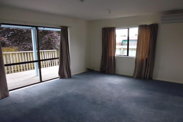 Photo of property in 48a Makarini Street, Paraparaumu, 5032
