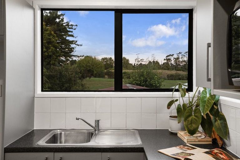 Photo of property in 19 Matipo Drive, Tuakau, 2121