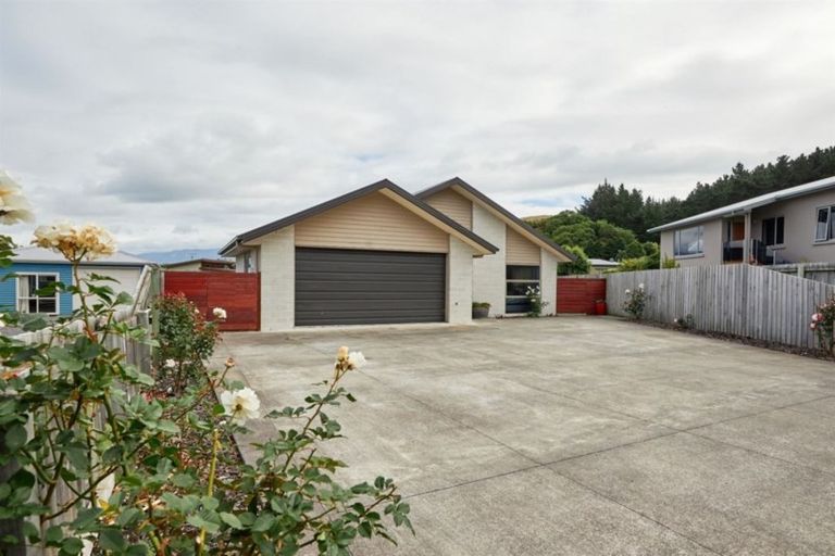 Photo of property in 55 Kotuku Road, South Bay, Kaikoura, 7300