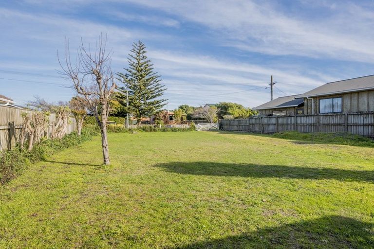 Photo of property in 74 Atkinson Avenue, Otaki Beach, Otaki, 5512