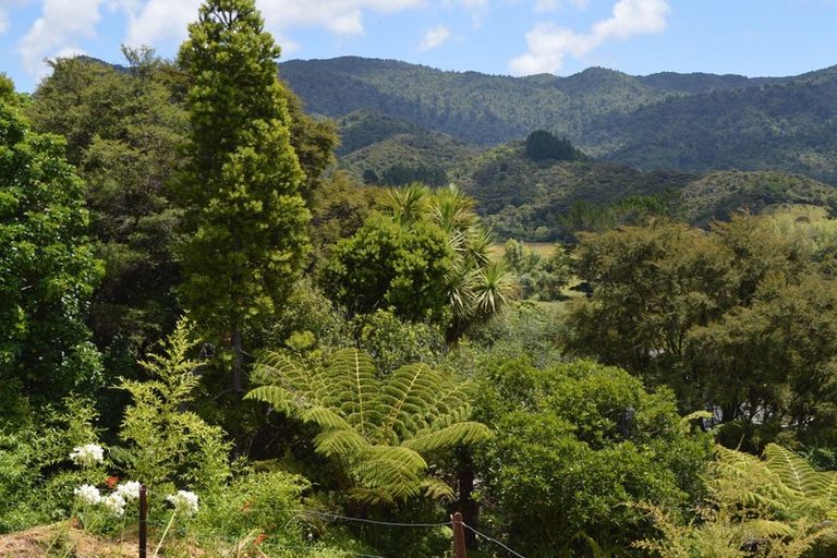 Photo of property in 4b Moana Crescent, Kennedy Bay, Coromandel, 3583