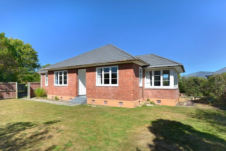 Photo of property in 30 Piko Crescent, Riccarton, Christchurch, 8041