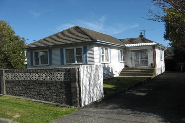 Photo of property in 24 Castlerea Street, Wainuiomata, Lower Hutt, 5014