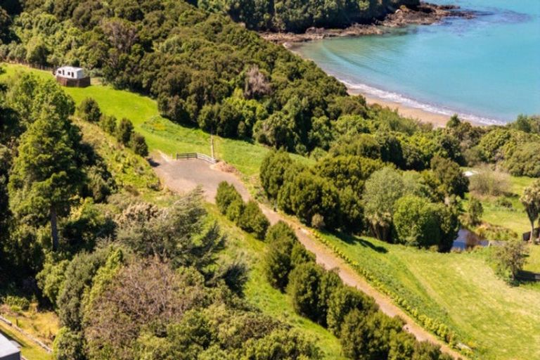 Photo of property in 38 Cemetery Road, Wainui, French Farm, 7582