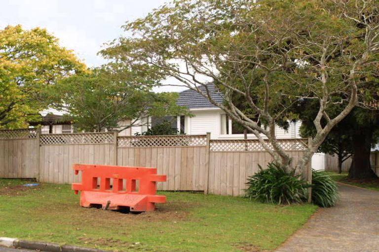 Photo of property in 42 Howe Street, Howick, Auckland, 2014