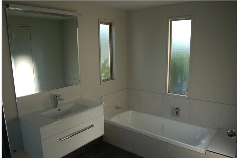 Photo of property in 490b Manchester Street, St Albans, Christchurch, 8014