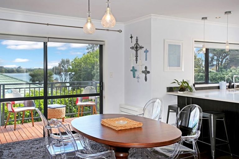 Photo of property in 114f Sandspit Road, Waiuku, 2123