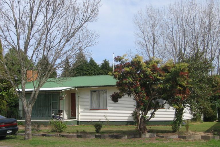Photo of property in 70 Pandora Avenue, Sunnybrook, Rotorua, 3015