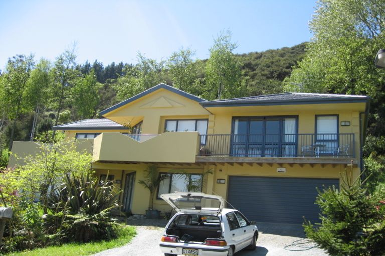 Photo of property in 19 Strathaven Place, Atawhai, Nelson, 7010