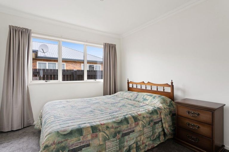 Photo of property in 79 Bay View Road, South Dunedin, Dunedin, 9012