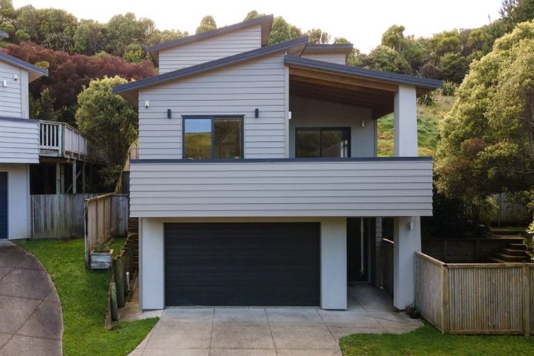 Photo of property in 11a Mauldeth Terrace, Churton Park, Wellington, 6037