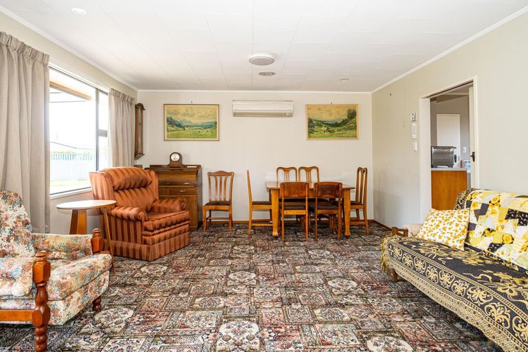Photo of property in 35 Innes Street, Waimate, 7924