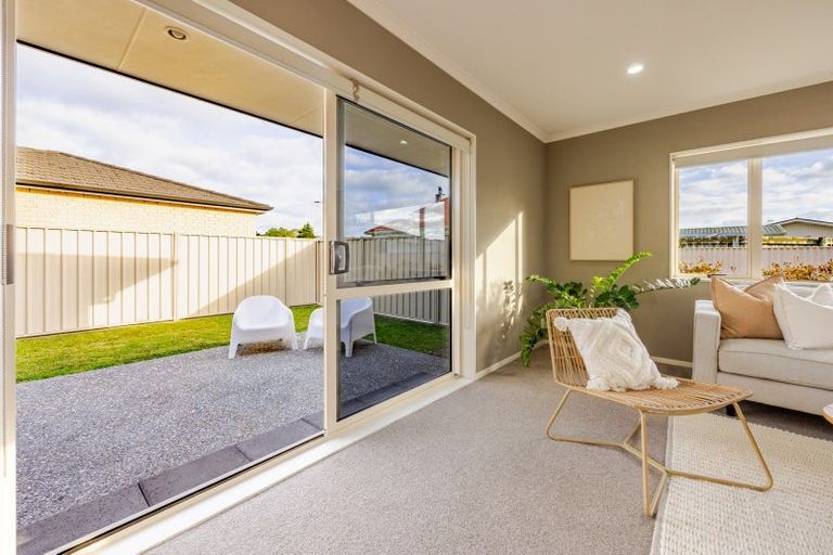 Photo of property in 7a Avondale Road, Taradale, Napier, 4112