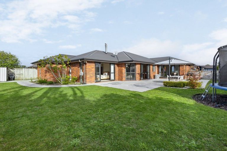 Photo of property in 48 Magellan Rise, Flagstaff, Hamilton, 3210