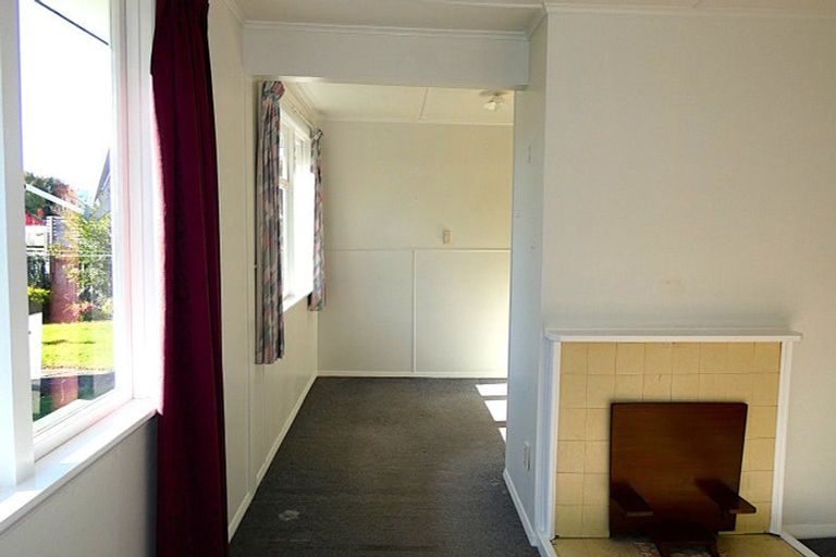 Photo of property in 59 Rintoul Street, Westport, 7825
