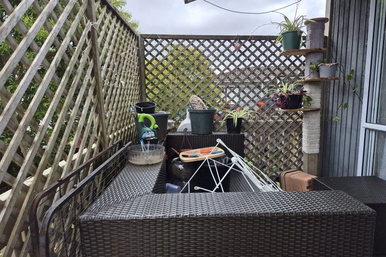 Photo of property in 32 Armada Drive, Ranui, Auckland, 0612