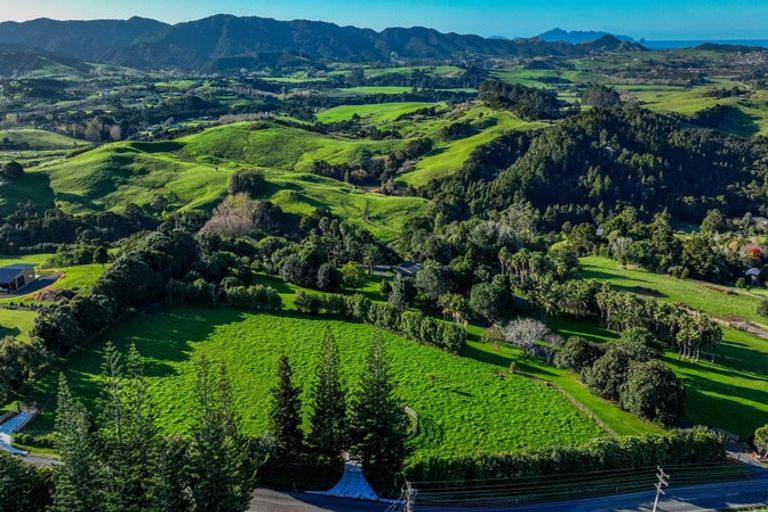 Photo of property in 404 Tara Road, Mangawhai, Kaiwaka, 0573