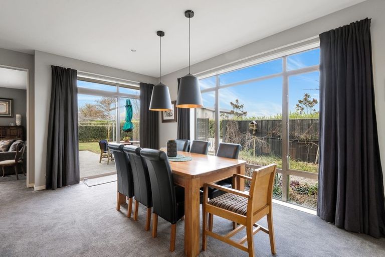 Photo of property in 11 Rossington Drive, West Melton, 7618