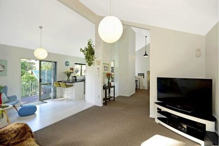 Photo of property in 3/179 Mokoia Road, Birkenhead, Auckland, 0626