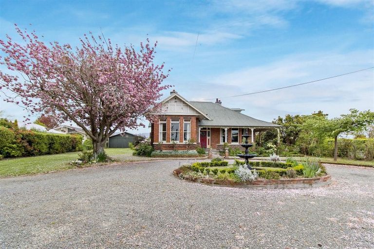 Photo of property in 90 Shearman Street, Waimate, 7924