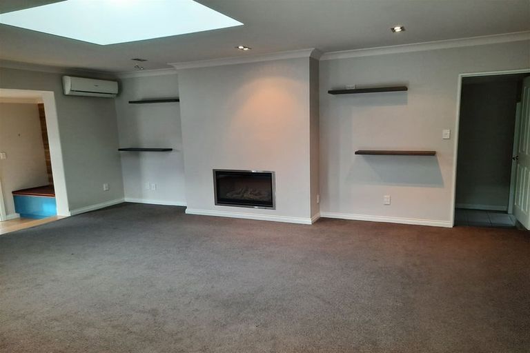 Photo of property in 21 Scotston Avenue, St Albans, Christchurch, 8052