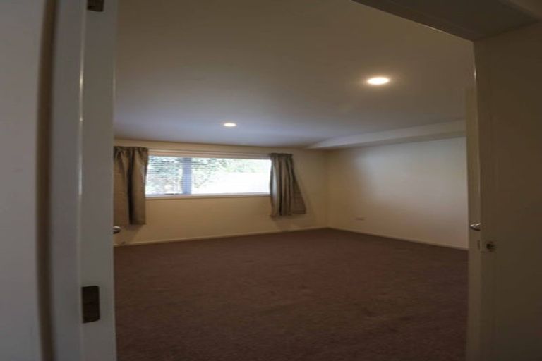 Photo of property in 2 Meadowvale Drive, Levin, 5510