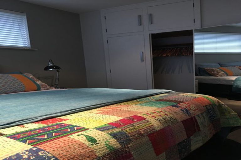 Photo of property in 2/220 Worcester Street, Christchurch Central, Christchurch, 8011