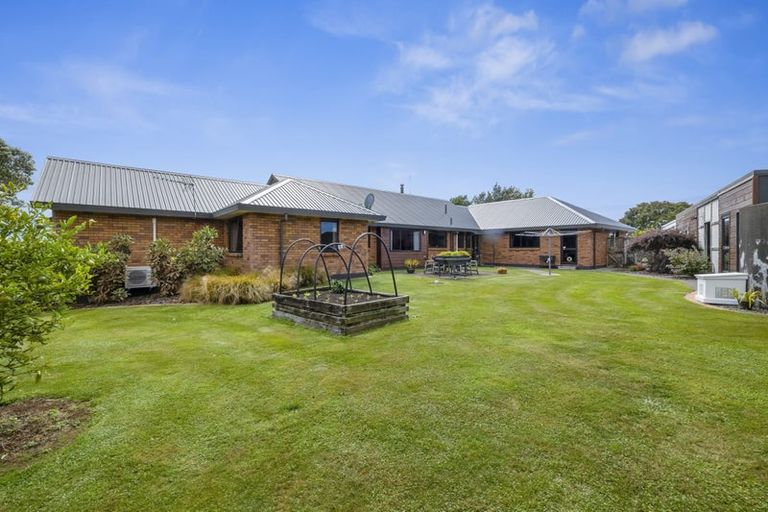 Photo of property in 110 Upland Road, Tarurutangi, New Plymouth, 4372
