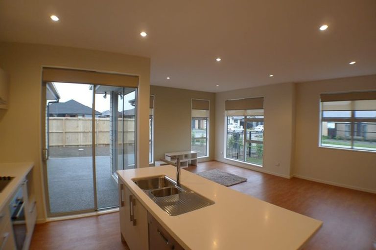 Photo of property in 28 Maclaren Road, Wigram, Christchurch, 8042