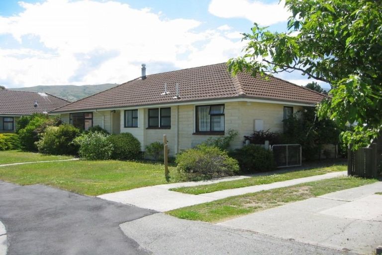 Photo of property in 6 Coach Court, Cromwell, 9310