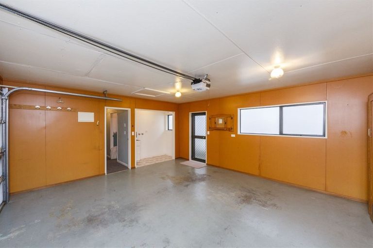 Photo of property in 28 Swansea Street, Hokowhitu, Palmerston North, 4410