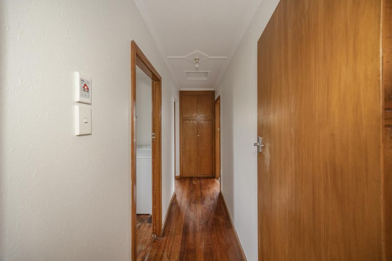 Photo of property in 28 Awamoa Road, Holmes Hill, Oamaru, 9401