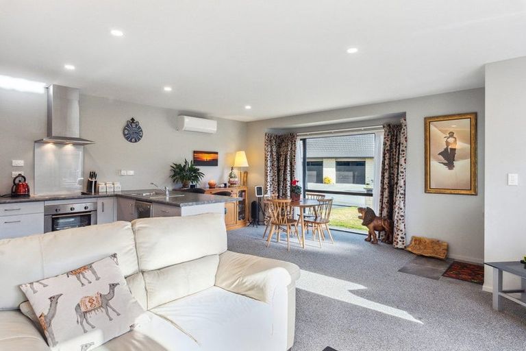 Photo of property in Georgia Estate, 4/3 Georgia Grove, Paraparaumu, 5032