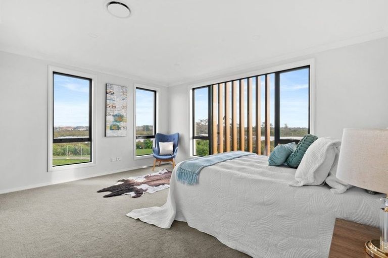 Photo of property in 28 Catalina Avenue, Rosehill, Papakura, 2113