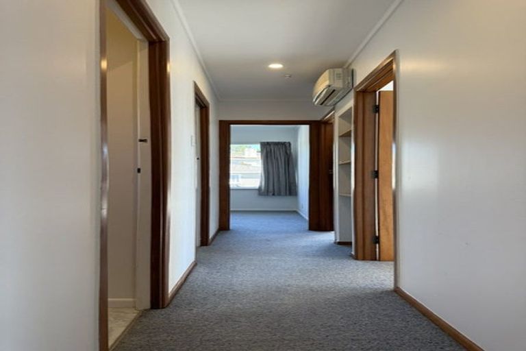 Photo of property in 34 Levesque Street, Birkdale, Auckland, 0626