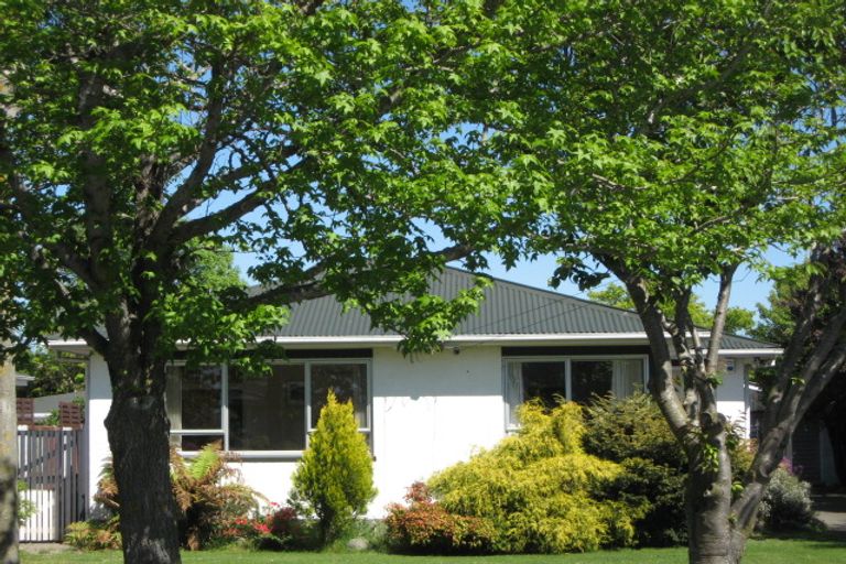 Photo of property in 191 Grimseys Road, Redwood, Christchurch, 8051