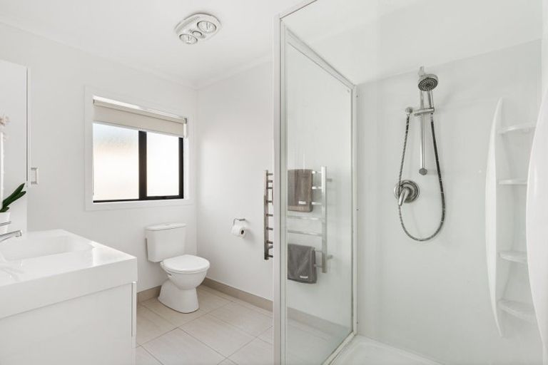 Photo of property in 3 Hanwood Way, Pyes Pa, Tauranga, 3112