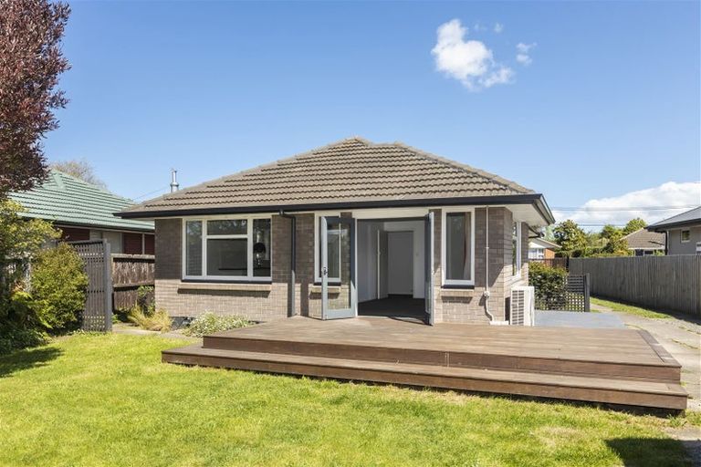 Photo of property in 6 Palmside Street, Somerfield, Christchurch, 8024