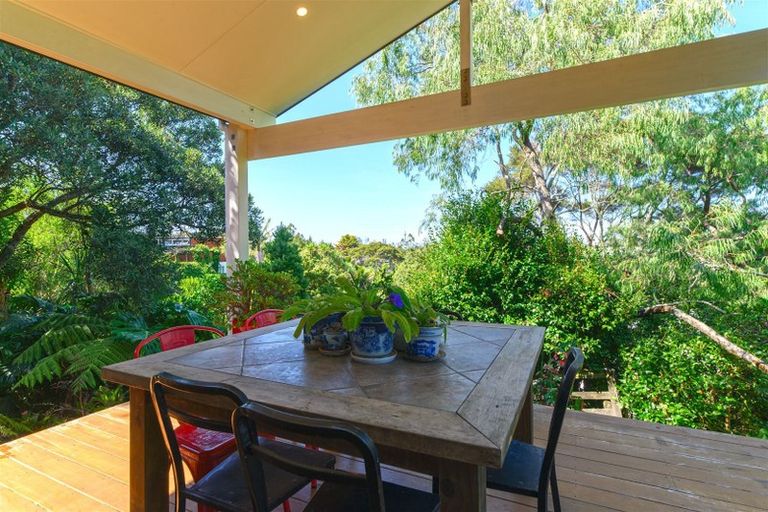 Photo of property in 19 Dudding Avenue, Northcote, Auckland, 0627