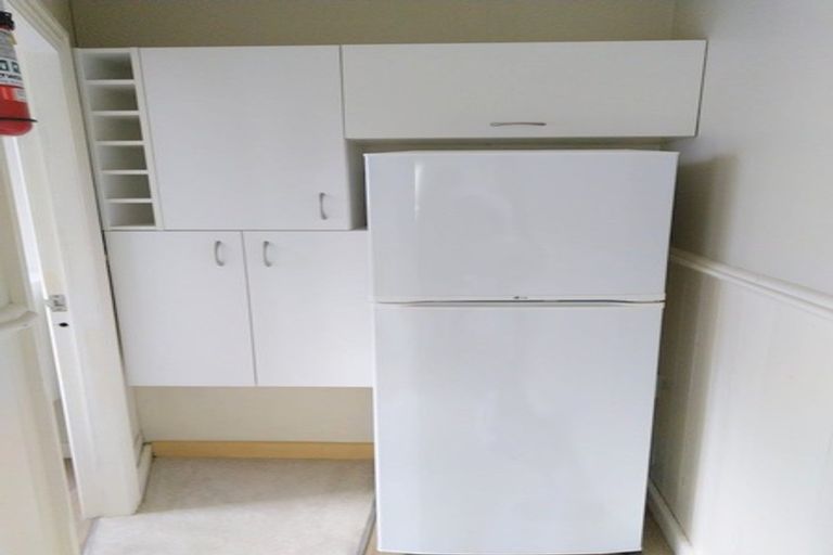 Photo of property in 9 Hastings Parade, Devonport, Auckland, 0624