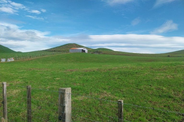 Photo of property in 873 Tariki Road South, Ratapiko, 4390