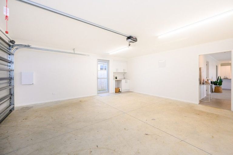 Photo of property in 2 Kereru Court, Marton, 4710