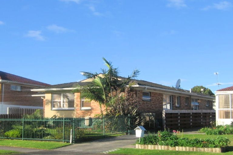 Photo of property in 63 Woolfield Road, Papatoetoe, Auckland, 2025