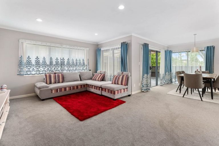 Photo of property in 1 Hoyte Place, Pukehangi, Rotorua, 3015