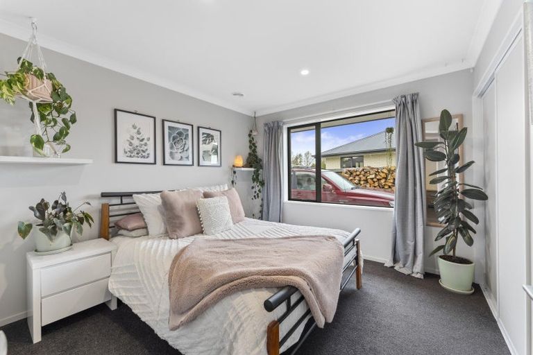 Photo of property in 67 Willowside Place, Amberley, 7410