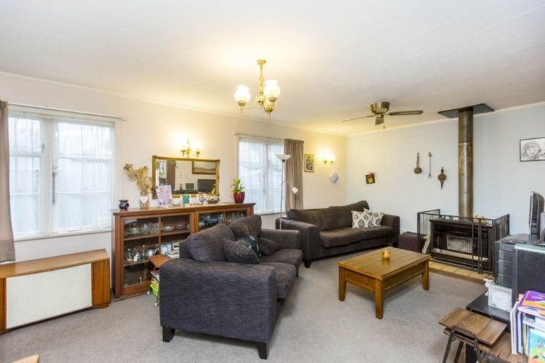 Photo of property in 13 Lane Street, Wallaceville, Upper Hutt, 5018