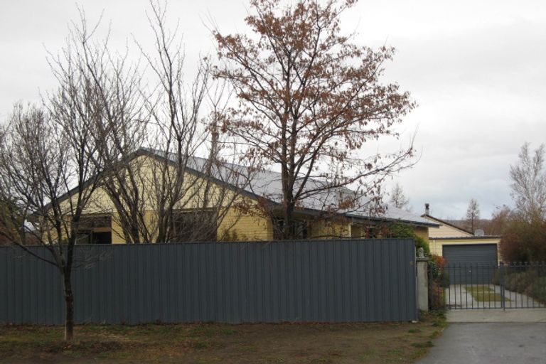 Photo of property in 6 Marsh Place, Cromwell, 9310